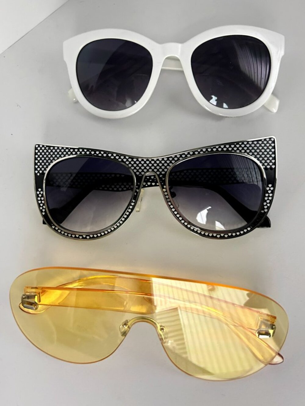 Random Sunglasses 6 Pack